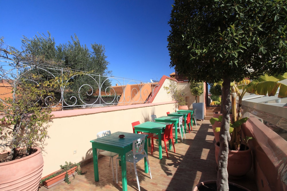 Riad Infinity Sea