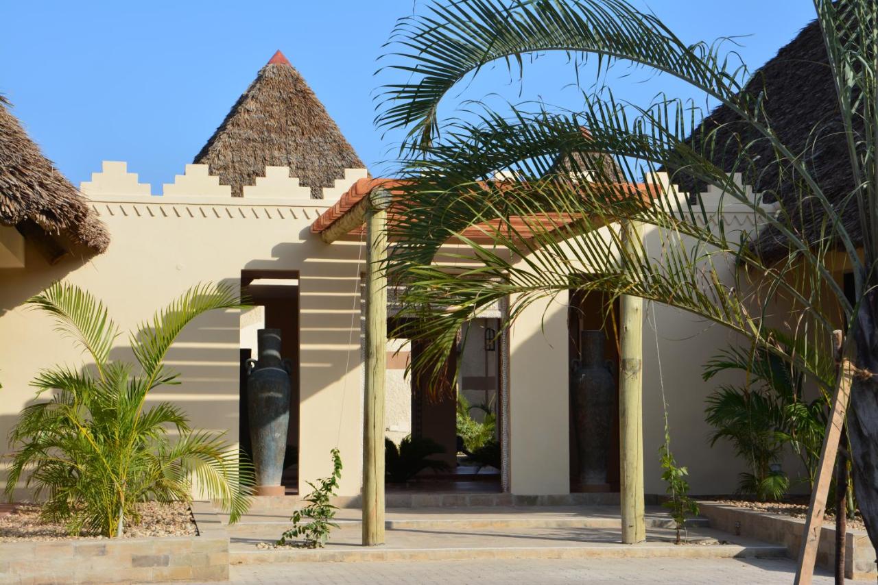 Neptune Paradise Beach Resort, Diani Beach