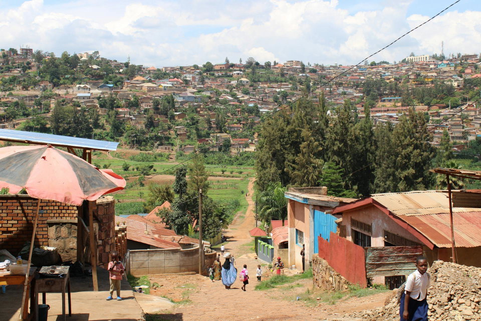 Scenic view of a Kigali neighbourhood with lush green vegetation. Photo by Ana Kenk.